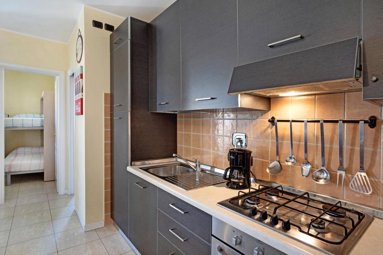 Casa Miradore 600 Mt Dal Mare Империа Екстериор снимка
