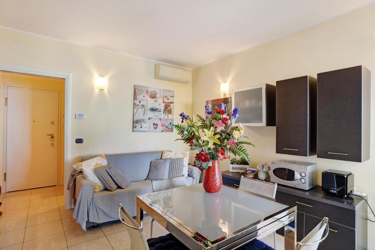 Casa Miradore 600 Mt Dal Mare Империа Екстериор снимка